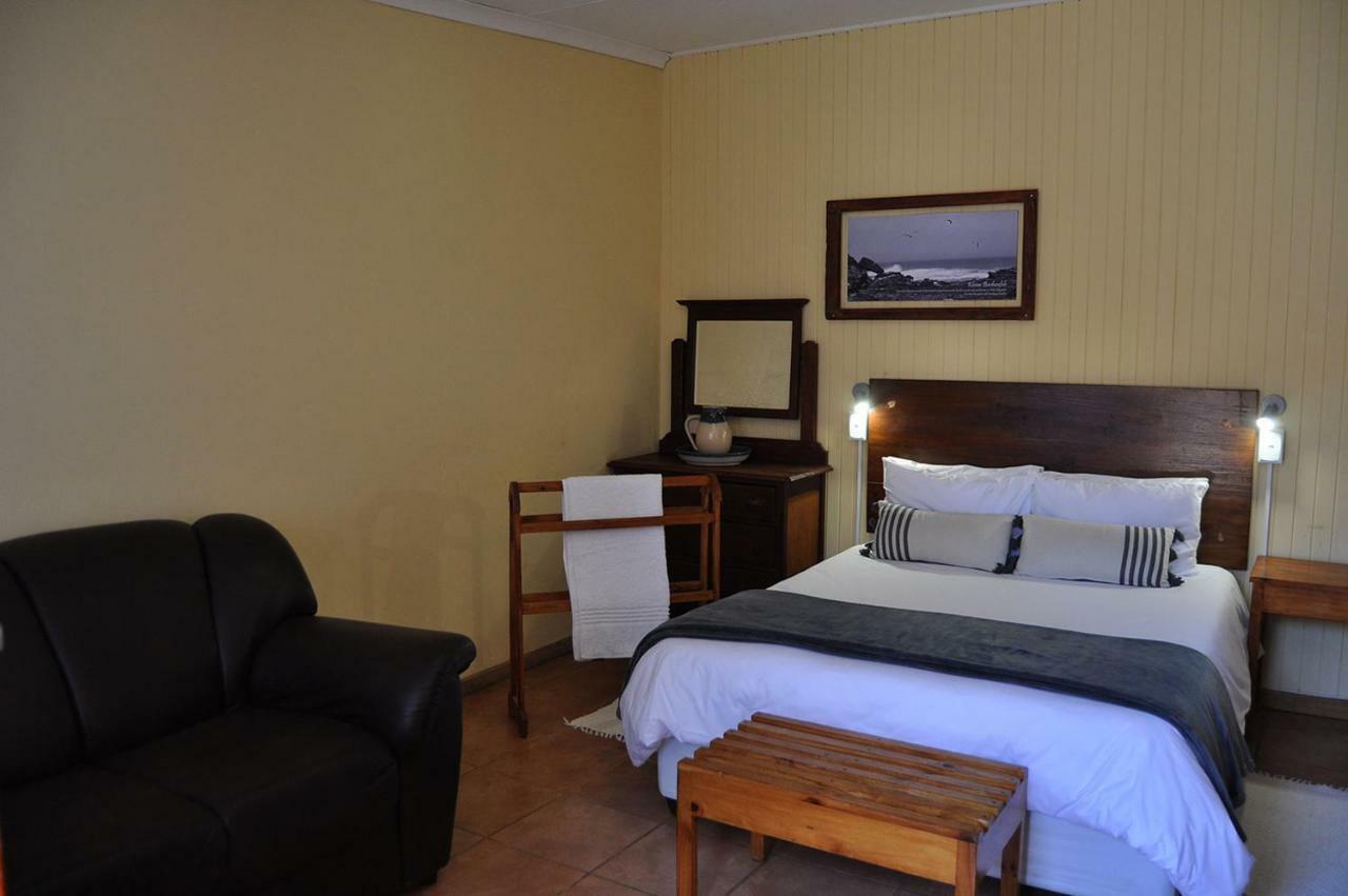Obelix Guesthouse Lüderitz Extérieur photo