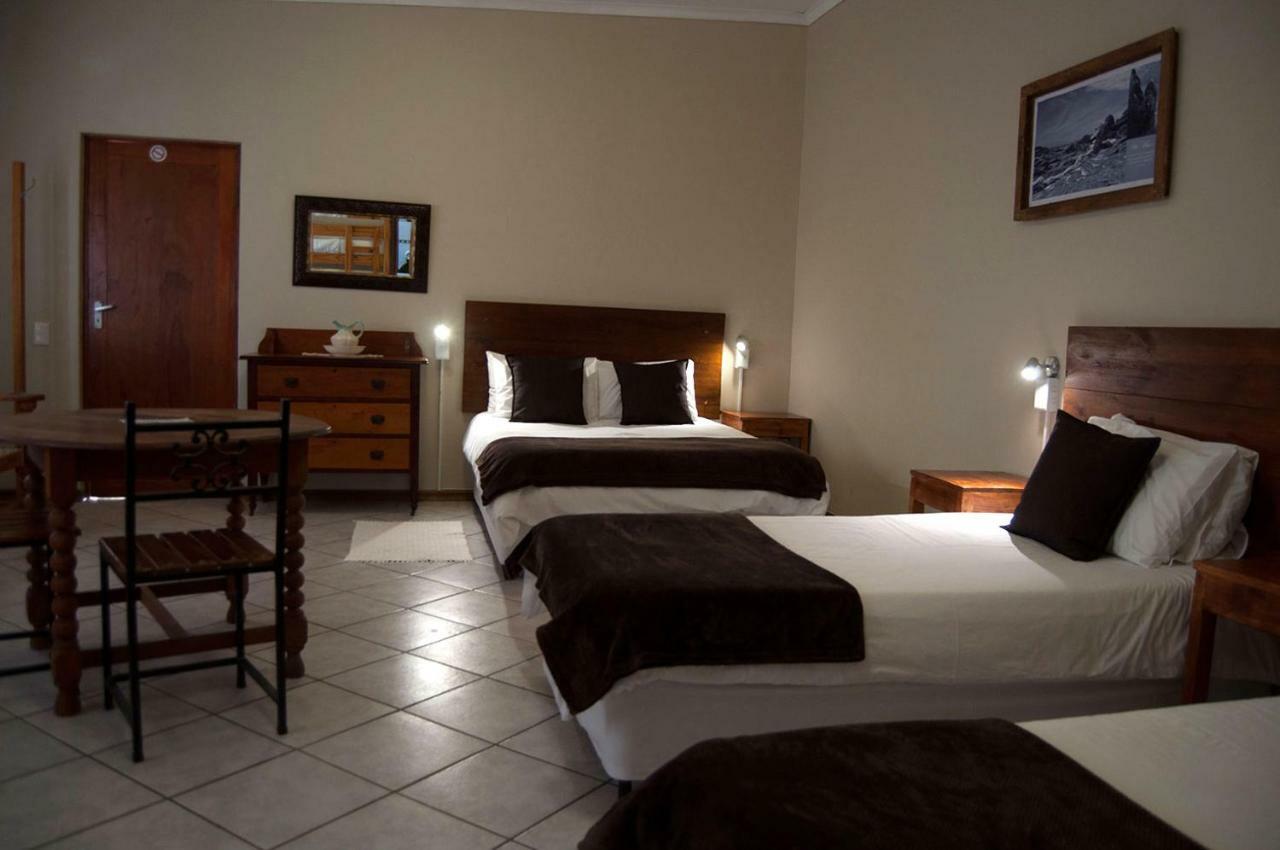 Obelix Guesthouse Lüderitz Extérieur photo